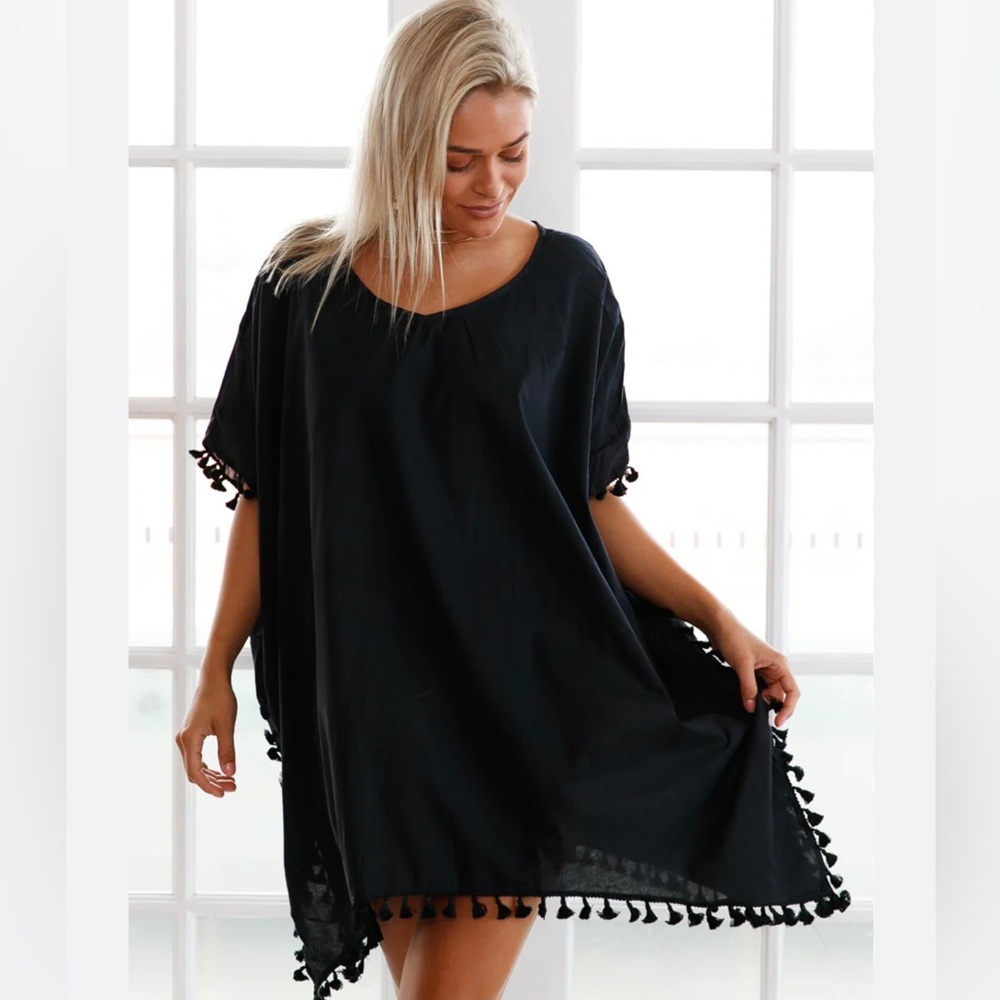 NWOT Women’s Black Pom Pom Tassel Hem Gauze Cover Up
